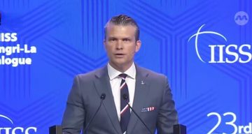 ХЕГСЕТ ГИ КРАТИ ГЕНЕРАЛИТЕ ВО ПЕНТАГОН: Намалување на високите командни позиции за 20 отсто