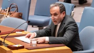 Аракчи: Иран ќе започне со отворање на Ормутскиот теснец штом Вашингтон го прифати предлогот