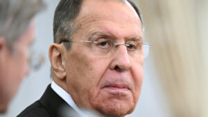 Лавров: Украина ќе плати висока цена за нападите врз руските цивилни цели