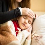 Симптоми и знаци за менингитис што секој родител мора да ги знае