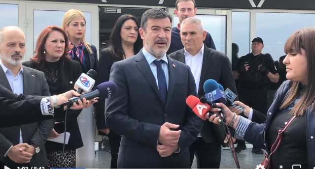 ЛДП обвинува дека власта менува закони за да бидат по мерка на партиските фаворити