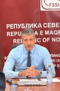 Нови, построги правила за боледувањата