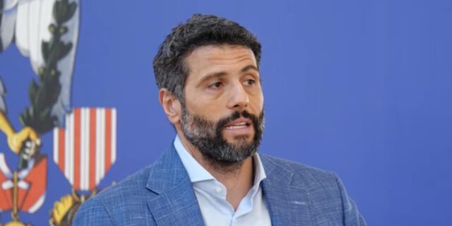 Шапиќ: Не ја удрив советничката, ја турнав за да се одбранам од нејзиниот сопруг