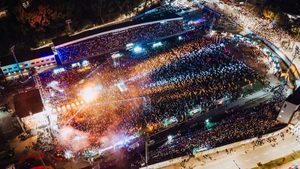 (ФОТО) Јован Јованов и Елвир Мекиќ повторно направија концерт за паметење