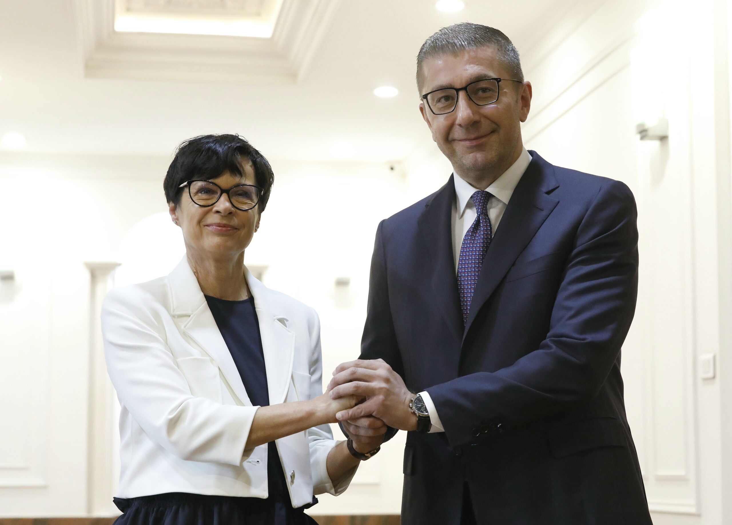 Кос за бугарски БНТ: Очекуваме Северна Македонија да ги вклучи Бугарите во својот устав за да се движи напред кон ЕУ