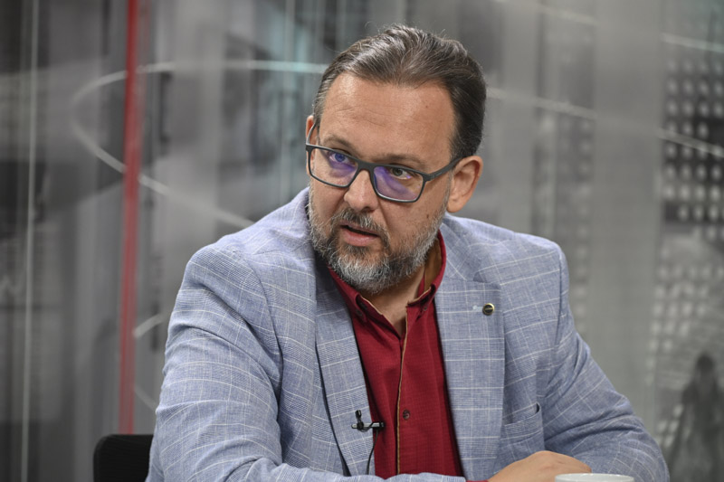 Младите и идејата за Европа - поделени чувства и (не)реални очекувања