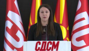 (ВИДЕО) Младеновска: Клековски и Мицкоски не менаџираат со здравствената кризи