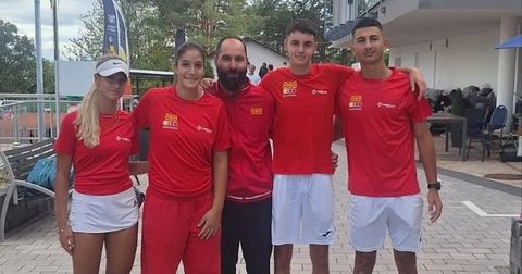 Јанев во второ коло, елиминации за Незири, Пиштолова и Јовановски на младинското ЕП