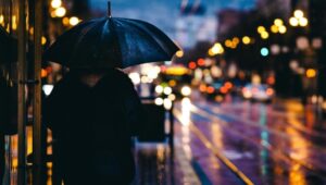 Метеоропатија – Дали сте уморни, имате главоболка и дали сте спиеле доволно? Падот на атмосферскиот притисок може да биде виновникот