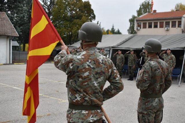Двајца Чеси приведени во кругот на касарната „Илинден“ во Скопје