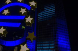 ЕЦБ ќе ги зголеми каматните стапки за да спречи пораст на инфлацијата предизвикана од цената на нафтата