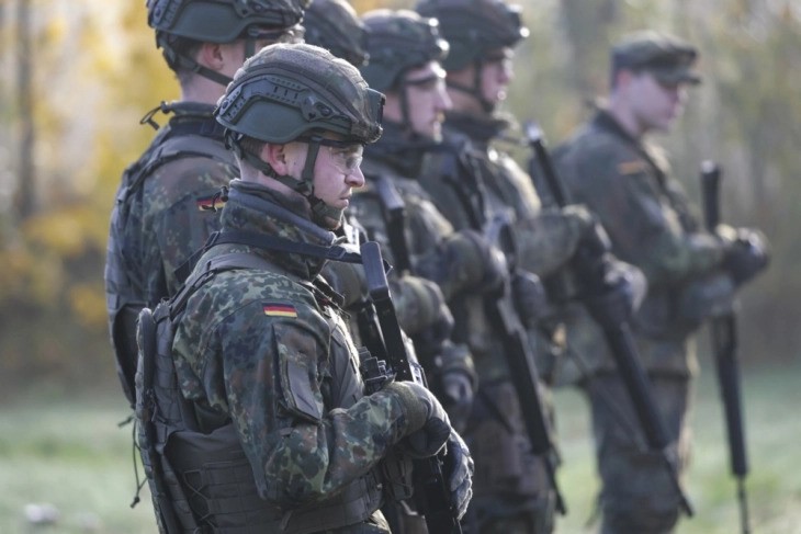 Германија ја забрзува воената подготовка, генерал предупредува дека „непријателот нема да чека“