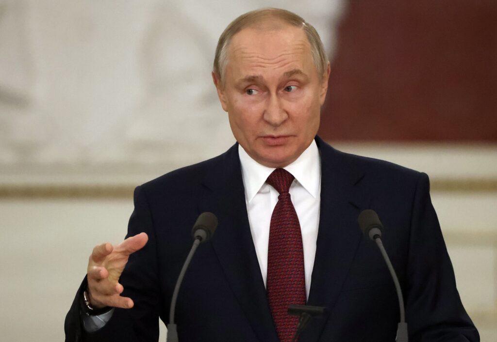 Путин нареди: 72 часа нема да има напади врз Киев