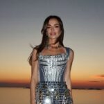 (Фото) Северина на 55 години во минијатурно бикини ја покажа беспрекорната фигура: На плажа ги украде сите погледи