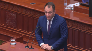 Андоновски: Ниту еден податочен центар нема да има предност пред снабдувањето на граѓаните со струја и вода