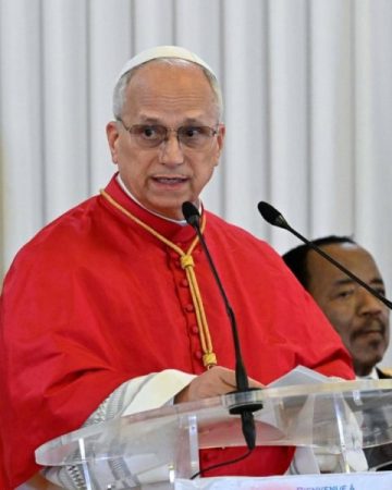 ПАПАТА УПАТИ СИЛНА ПОРАКА ПРОТИВ ЕВТАНАЗИЈАТА: Законитоста не значи автоматски и морална оправданост