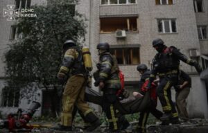 ВИДЕО: Русија го нападна Киев со дронови, загина 14-годишно момче
