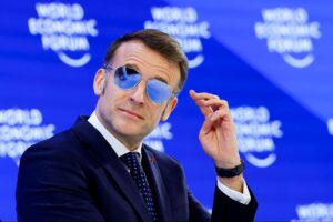 Макрон: „Франција беше мета на руски хибридни напади“