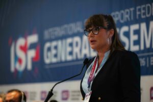 „Децата не ни се мрзеливи, но ни треба систем што ќе даде можност и за спорт и за образование! Во Македонија сега тоа го нема!“