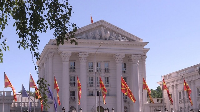 Се огласија од Владата за приведениот возач: Законите важат за сите