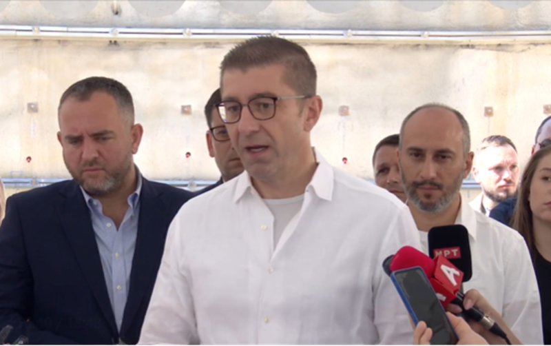 Мицкоски: Македонија достоинствено ја одбележа 35-годишнината од независноста, незадоволна е само опозицијата