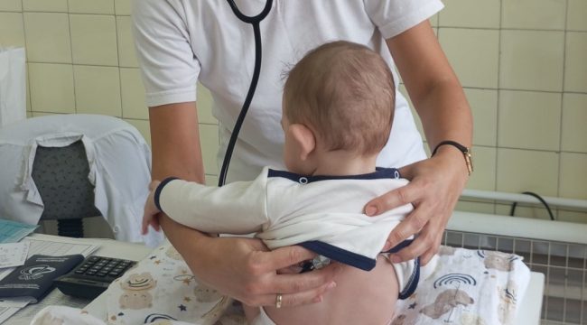 РАСТЕ БРОЈОТ НА ЗАРАЗЕНИ СО МОРБИЛИ ВО КОСОВО И БУГАРИЈА, АПЕЛИРАМ ЗА ВАКЦИНИРАЊЕ НА ДЕЦАТА ОТИ ОПФАТОТ Е МАЛ, РЕЧЕ КЛЕКОВСКИ