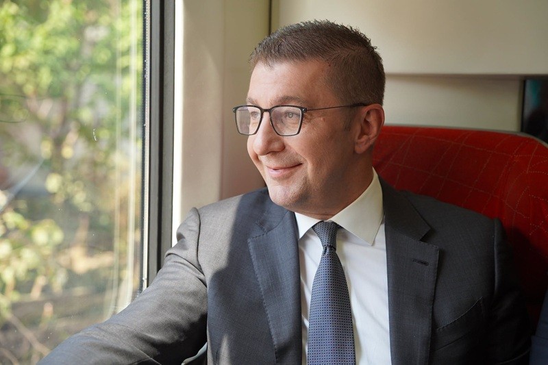 Мицкоски: Дата-центрите би се ладеле фреонски и воздушно и би се напојувае со струја од нови гасни централи