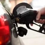 Никогаш не точиме „до горе“: Како 1.000 денари станаа мерка за гориво во Македонија?
