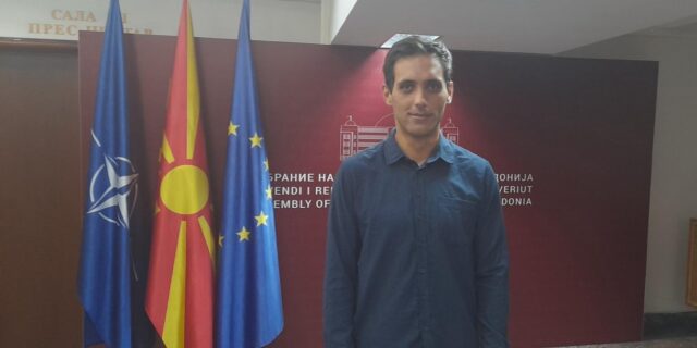 Мециновиќ: Гаши не е достоен да го води Собранието – вели дека е проевропски политичар, а зборува за херои на Косово