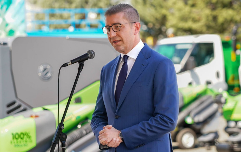 Мицкоски: По новата комунална механизација, следуваат и електрични автобуси