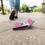 Го изгубивте паричникот? Подгответе неколку илјади денари за нови документи