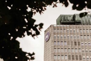 НЛБ Групацијата влегува во сопственичката структура на Дежелна Банка Словенија д.д