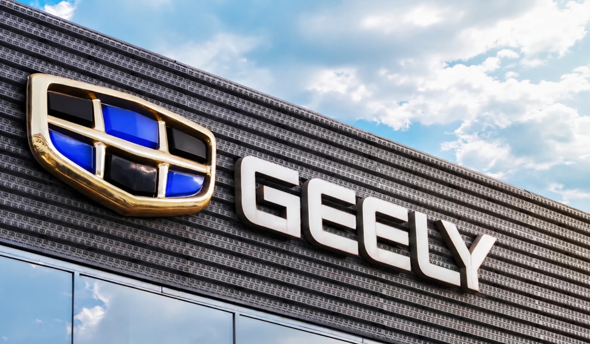 Кинескиот Geely сега може да наполни електричен автомобил за помалку од 5 минути