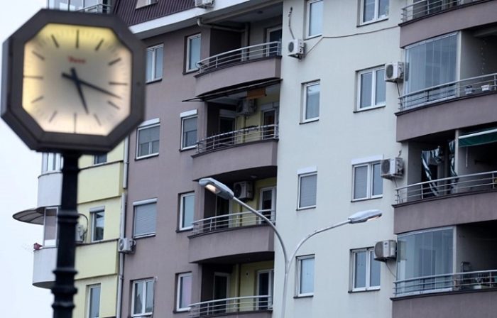 ЕВРОСТАТ: Младите во ЕУ го напуштаат домот на 26,3 години, Македонија не отскокнува од соседството со просек од 30,7 години