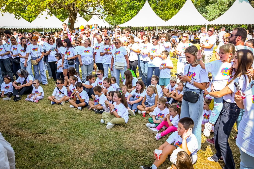 Хуманоста како традиција: „АЛКАЛОИД“ со нова донација за здравјето на најмладите