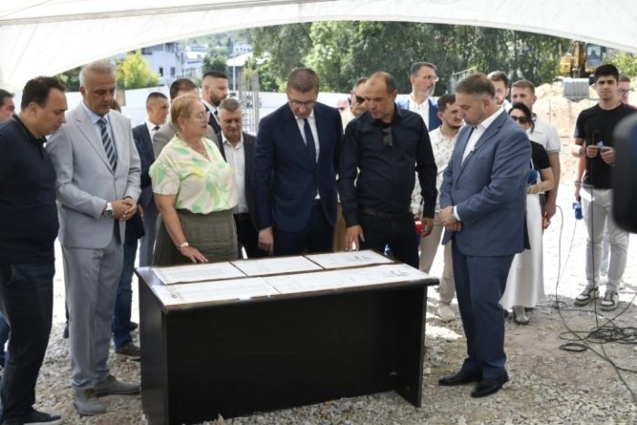 ТЕМЕЛНИК НА НОВА СПОРТСКА САЛА: Објектот во ОУ Братство во Карпош ќе биде со површина од 1.400 м2 и со трибини за 410 гледачи