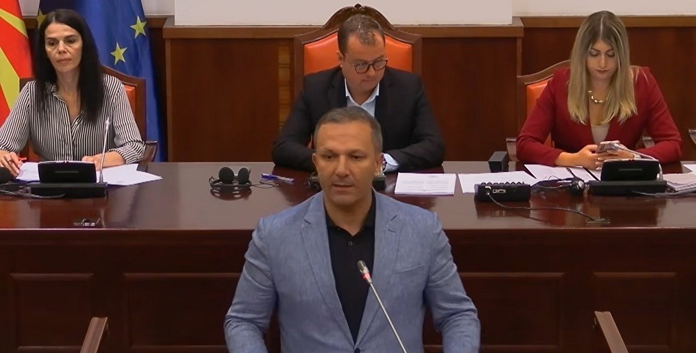 Спасовски со документи: Гајдов се пишал Албанец за да се вработи