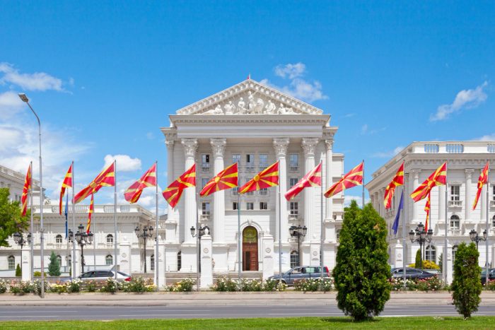 Владата прави методологија струјата да не поскапи, а ако е можно – и да поевтини
