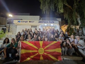 Учениците од ООУ „Кочо Рацин“ освоија второ место на меѓународниот фестивал на хорови во Херцег Нови