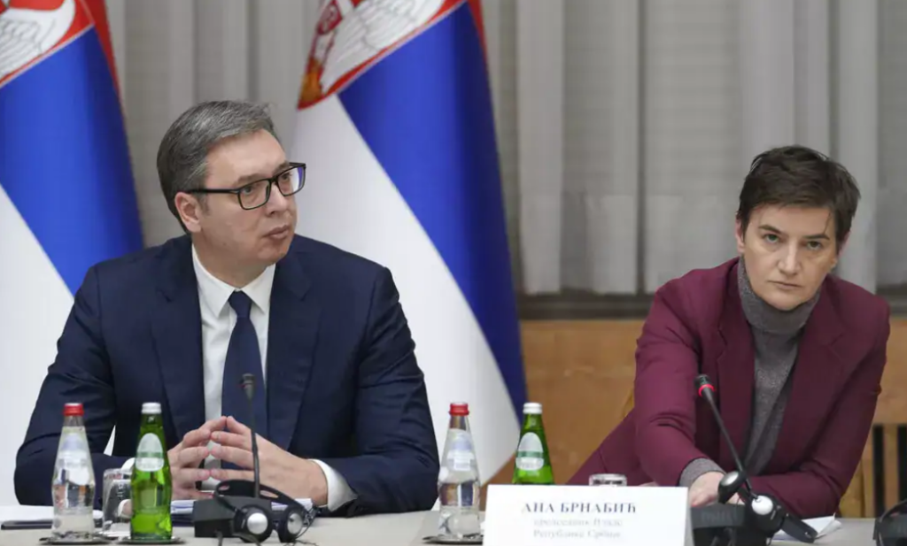 По вчерашната оставка, Вучиќ ѝ ја предаде претседателската функција на Ана Брнабиќ