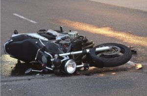 Во сообраќајки во Охрид и Кавадарци тешко повредени се двајца мотоциклисти