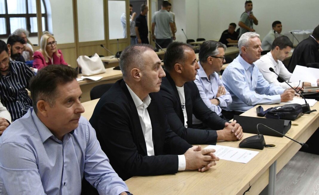 СУДЕЊЕ ЗА ЛОТАРИЈА: Обвинителството презентираше договори и финансиски докази за набавката на ВЛТ терминали