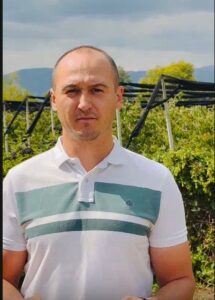 (ВИДЕО) Власта има 5,5 милиони евра за Дејвид Гета, а нема пари за субвенции за производителите на јаболка