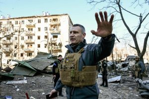 Две лица загинаа, a седум се ранети во најновиот напад на Киев