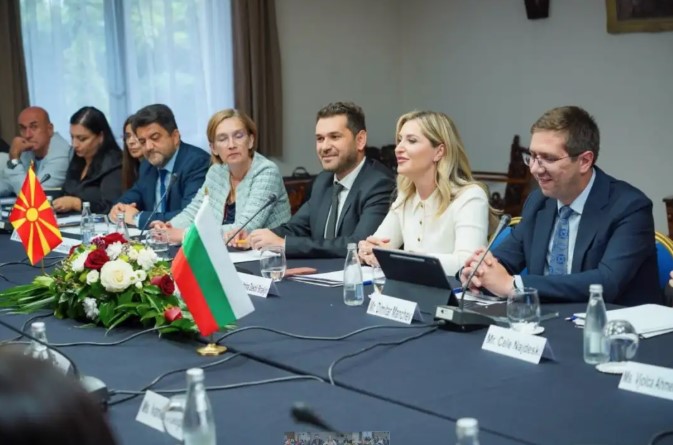 МИНИСТЕРСТВО ЗА ТРАНСПОРТ: Нов исчекор на Македонија и Бугарија за изградбата на прекуграничниот железнички тунел