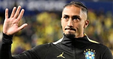 Повреда на Рафиња во добитната „вртелешка“ на Бразил со Австралија
