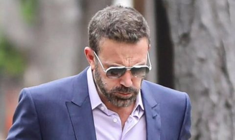 Таткото на Бен Афлек почина три месеци откако ја погреба мајка си: Актерот скршен од тага