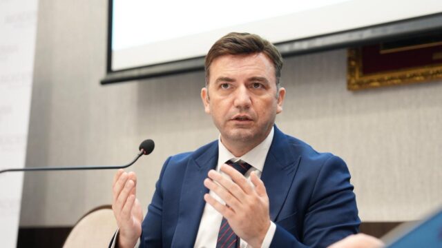 Османи предлага избор на Влада со „Бадентер“ и враќање на „Балансерот“