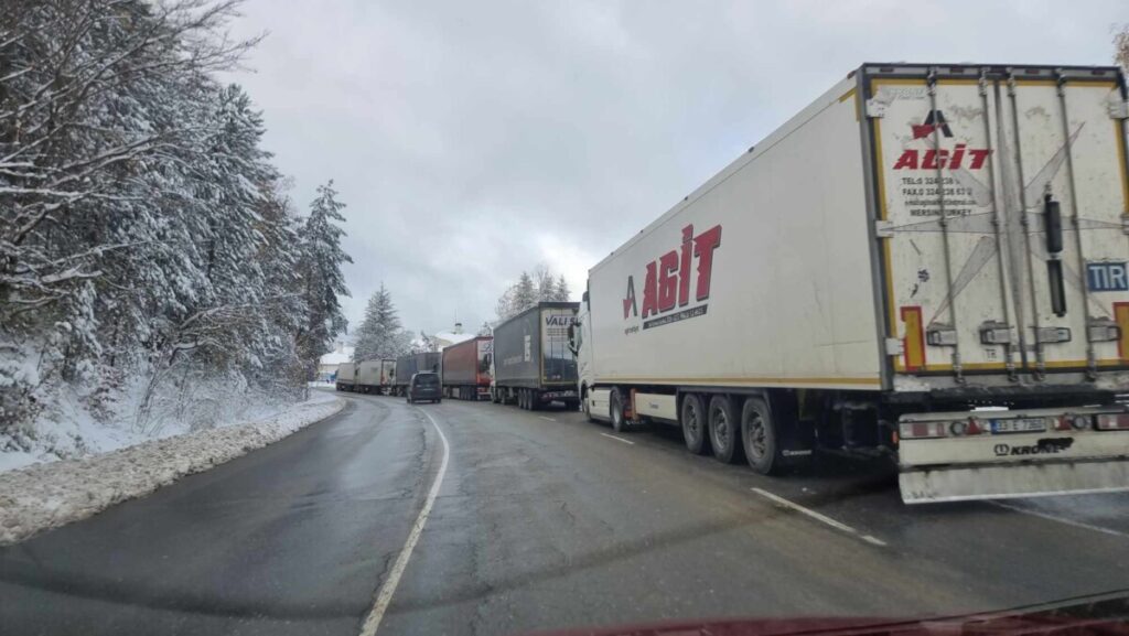Од 14 септември блокада на границите: Камионџиите од Западен Балкан најавуваат прекин на сообраќајот кон ЕУ