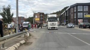 Камион прегази жена во Нови Пазар – таа заврши под задните тркала